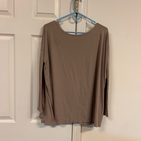 Piko 1988 Tops - Piko 1988 Classic Taupe Long Sleeve Top, size M